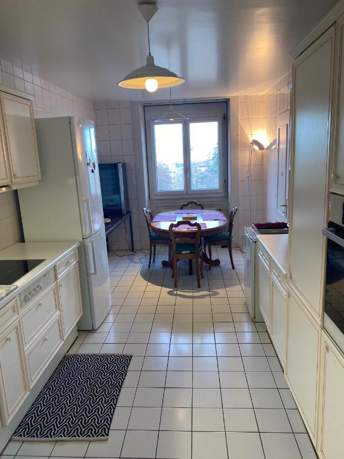 Geneve, Plein Centre,Belle Vue Lac, Splendide Et Grand Appartement Luaran gambar