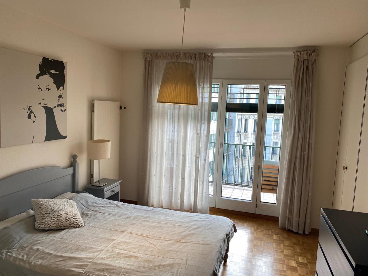 Geneve, Plein Centre,Belle Vue Lac, Splendide Et Grand Appartement Luaran gambar