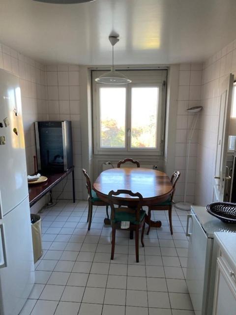 Geneve, Plein Centre,Belle Vue Lac, Splendide Et Grand Appartement Luaran gambar